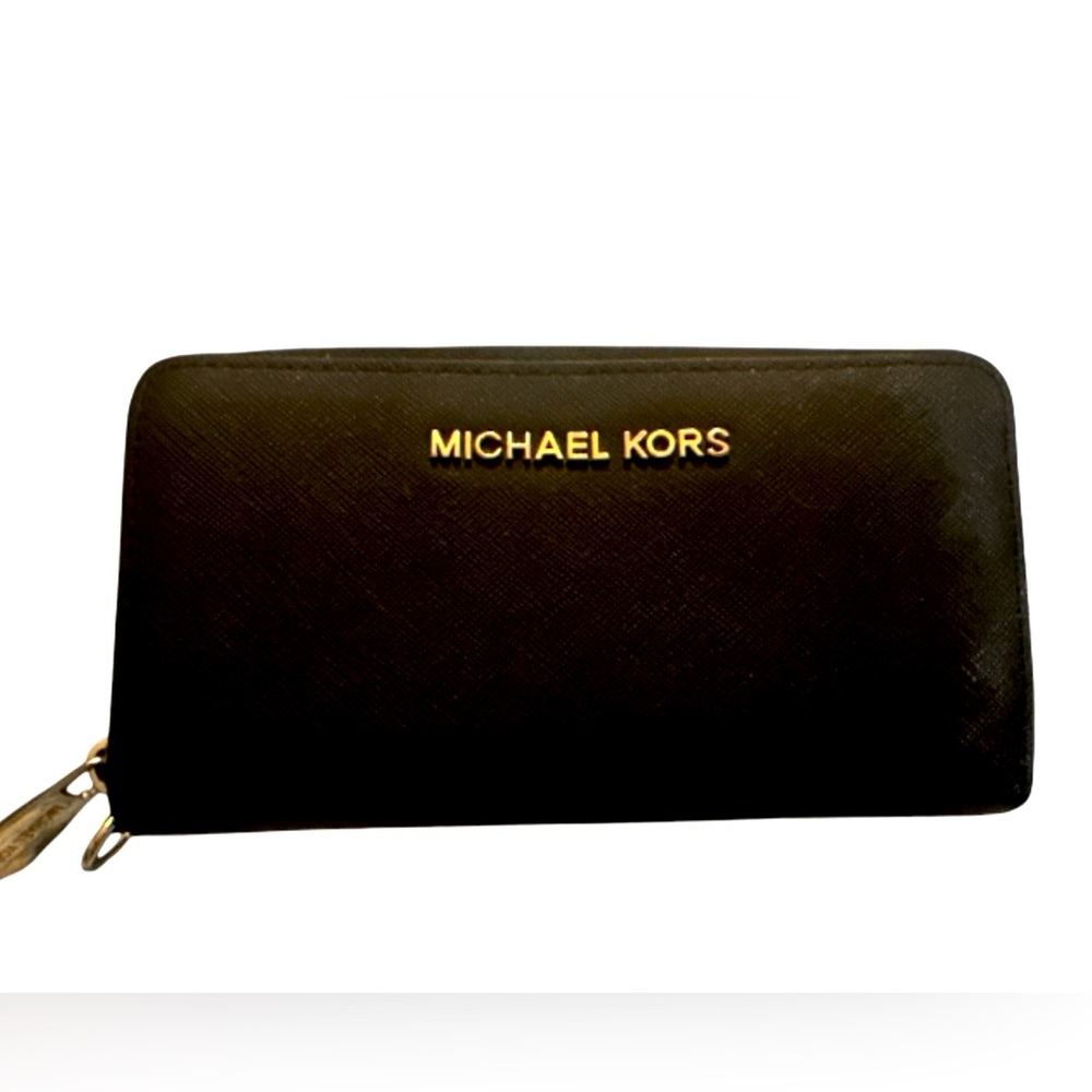 Michael Kors Saffiano‎ Leather Continental Wallet in Black w Gold Zipper